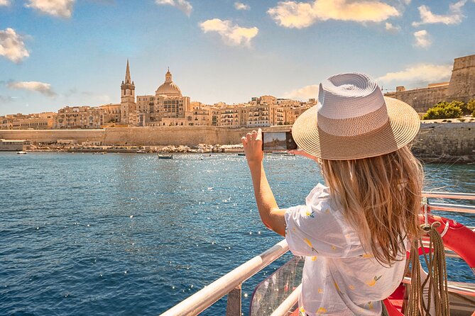 1-Day Hop-On Hop-Off Bus + Harbour Cruise Ticket - Key highlights at a glance