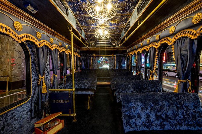 #1 Luxury Hollywood Sightseeing Trolley Bus Tour - Original Farmers Market: a short snack break that actually helps