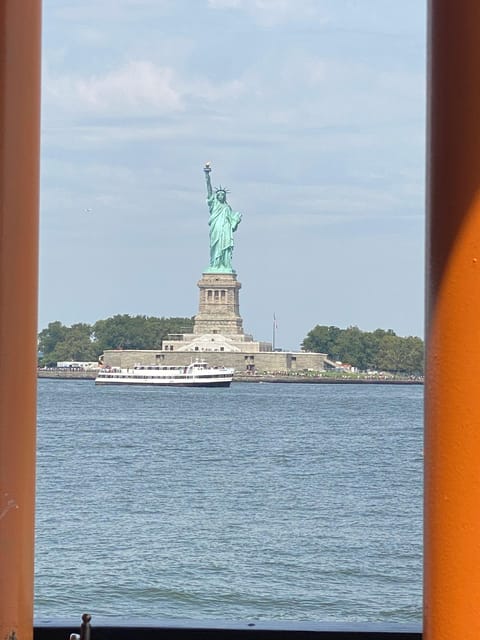 #1 Six Hour Bus Tour and Boat Ride By The Statue of Liberty - NoHo to Chinatown to Five Points: How the Bus Makes Neighborhood Changes Click