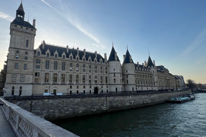 2 & 4 Days Paris Golden Pass with Hop-On Hop-Off Seine River Boat - Musée d’Orsay, Orangerie, and Pompidou: swap styles, keep momentum
