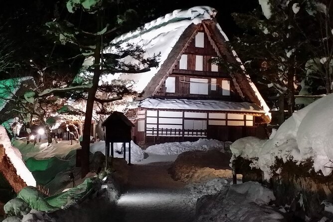 2-Day Bus Tour to Shirakawago & Hida No Sato Winter Illumination - Why Winter Gassho Roofs and Takayama Lights Work So Well