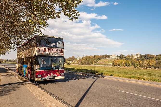 2 day ticket Grand City Tour Hop on Hop off 22 stops - When you should book, and when you might pass