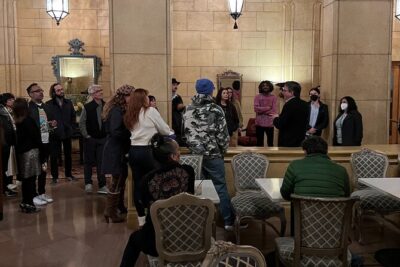 3 Hour Ghost Bus Tour in Hollywood and Downtown Los Angeles - Hollywood Knickerbocker Apartments: Elvis, Irene Lentz, and Marilyn’s secret meetings