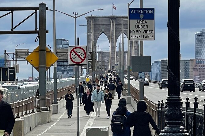 6 hour Bus tour and 1 hour Boat Ride by the Statue of Liberty - A bus-and-ferry mix that saves you hours of planning