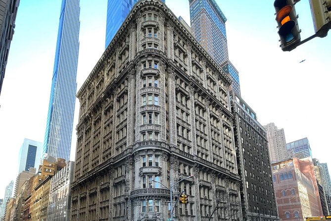 6 hour Bus tour and 1 hour Boat Ride by the Statue of Liberty - Grand Central Terminal: you get inside, not just outside photos