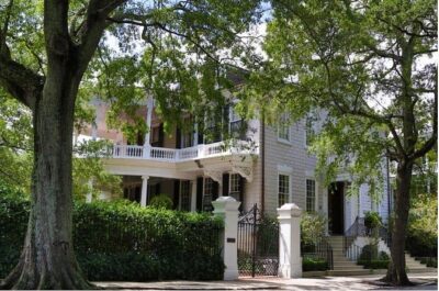 90 Minute Sightseeing Bus Tour of Historic Charleston - From Steeples to Sweetgrass Baskets: What You’ll See