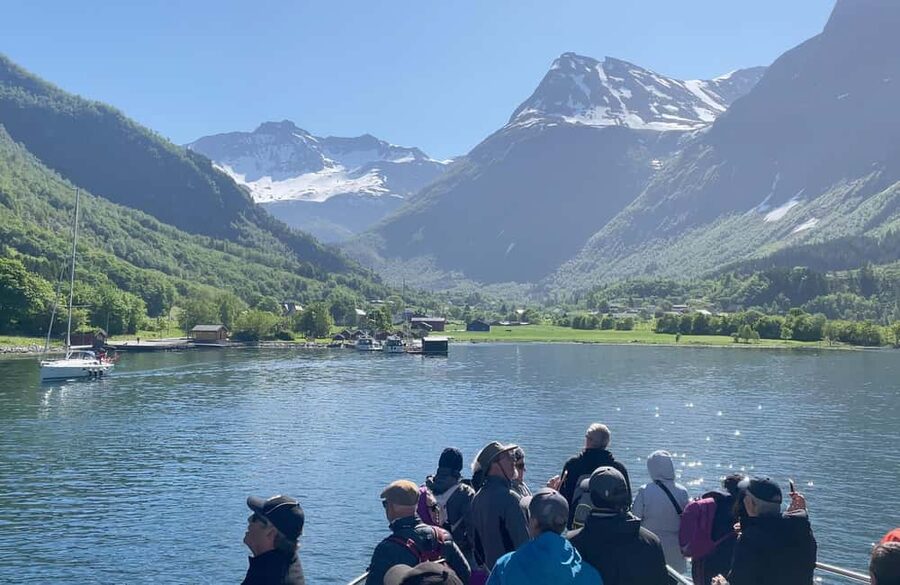 Ålesund to Geiranger Fjord Boat Tour with Return Bus Tour - Kokarsteinen (The Boiling Rock): the last big viewpoint before return