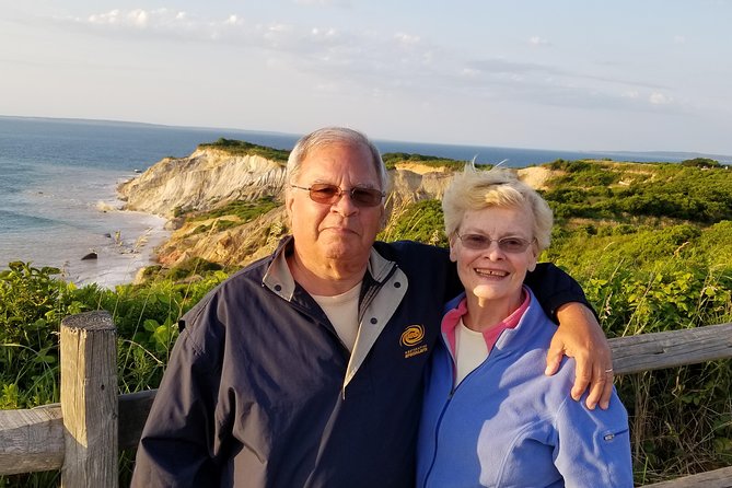 All Island Bus Tour - The onboard format: what the screen and narration actually do