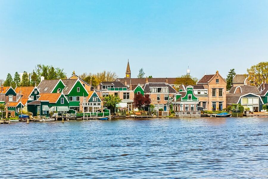 Amsterdam: Zaanse Schans, Edam, Volendam & Marken Bus Tour - Price and Value: Why This Feels Like a Bargain for 8 Hours