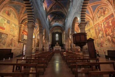 ANTI-BUS TOUR! By van: San Gimignano & Chianti Wine - Door-to-door pickup and the logic of not wasting your day