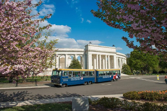 Arlington National Cemetery Hop-On Hop-Off Tour - Price and value for a one-loop visit