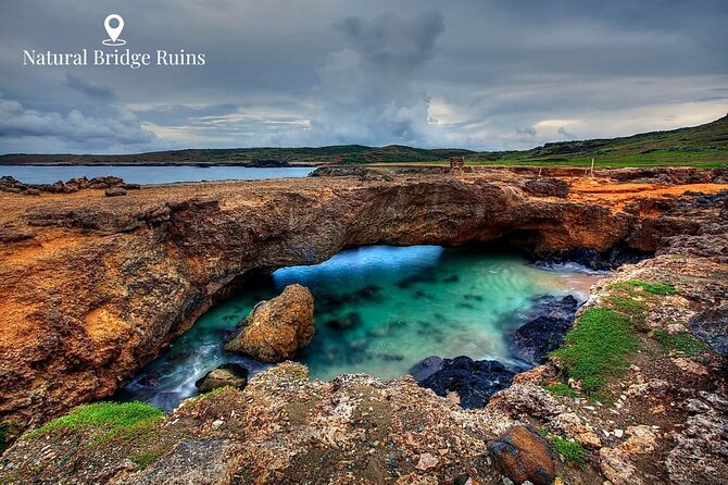 Aruba with Bus and Hop-on Hop-off Tour - Quick hits you’ll care about