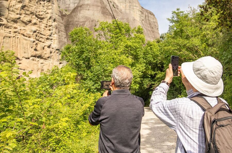 Athens to Meteora: Monasteries & Hidden Caves Bus Tour - Key highlights worth your attention