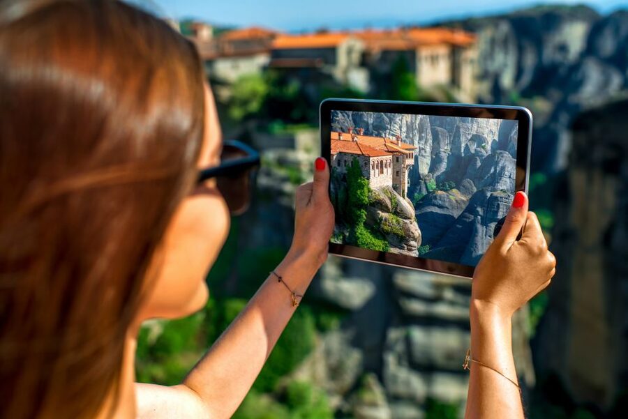 Athens to Meteora: Monasteries & Hidden Caves Bus Tour - Seeing all six monasteries: the road-view strategy and photo timing
