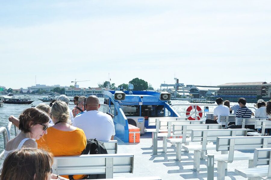 Bangkok: Chao Phraya River Hop-on Hop-off Boat - Small Service Realities: Staff Help, But Expect Basic Guidance