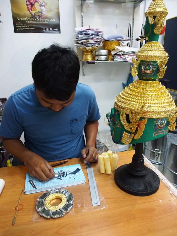 Bangkok: Full-Day Hop-On Hop-Off Walking Tour Mini Group - Price and value: what $96 buys you on a full-day walking tour