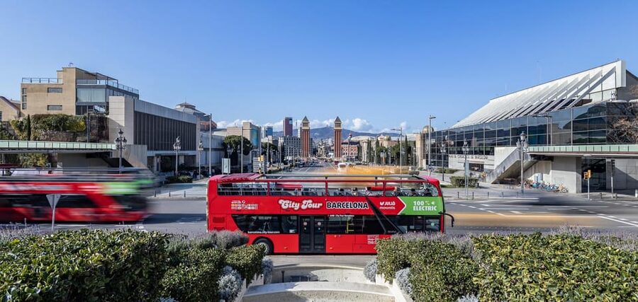 Barcelona: 24 or 48-Hour Hop-On Hop-Off Bus Tour - Why This Double-Decker Hop-On Hop-Off Tour Works in Barcelona