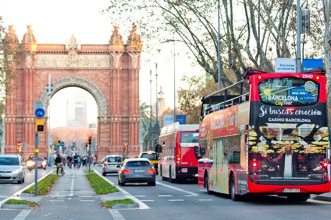Barcelona City Tour Hop-On Hop-Off with Optional Boat - Audio Commentary: Better Than Watching Through a Window