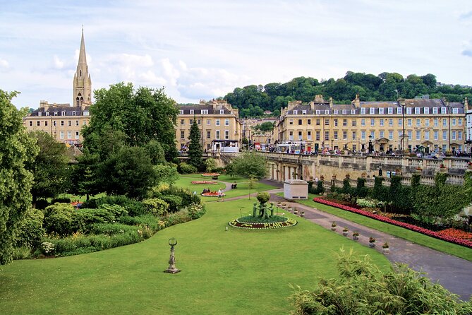 Bath Tootbus Hop-on Hop-off Sightseeing Bus Tour - Stops, boarding, and why you might wait longer than expected