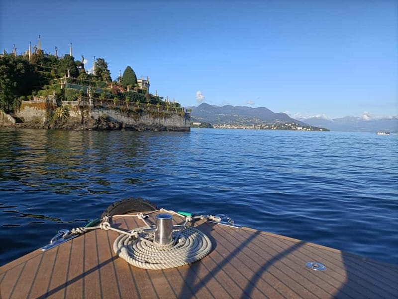 Baveno: Hop-On Hop-Off Boat Tour to 3 Borromean Islands - Isola dei Pescatori: a real fishing village for wandering and snacks