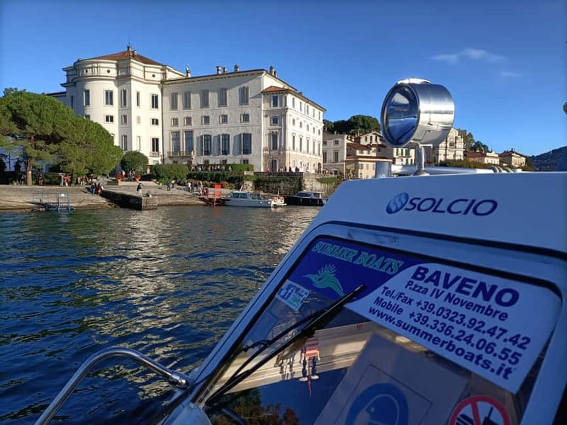 Baveno: Hop-On Hop-Off Boat Tour to 3 Borromean Islands - Getting started at Piazza IV Novembre: Summer Boats in plain sight