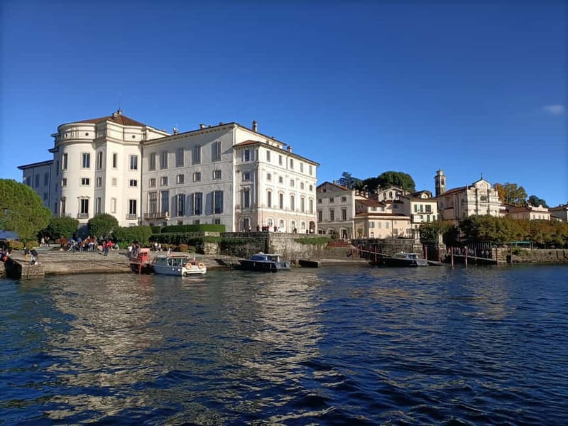 Baveno: Hop-on Hop-off Tour to Isola Bella - Getting on board: the Summer Boats QR check and sailing ticket