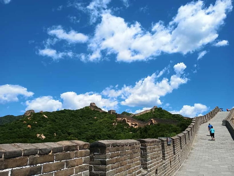 Beijing: Badaling Great Wall Bus Tour W/o Tickets - Badaling Arrival: Ticket Collection and Choosing North vs South