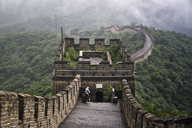 Beijing Group Coach Tour to Mutianyu Great Wall Without Lunch - Coach Comfort and Group Size: Small Group vs Real-World Capacity