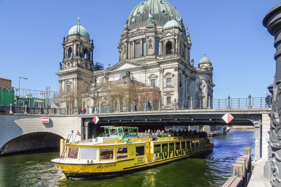 Berlin: Big Bus Hop-On Hop-Off Sightseeing Tour & Currywurst - Who This Tour Suits Best (and Who Might Skip It)