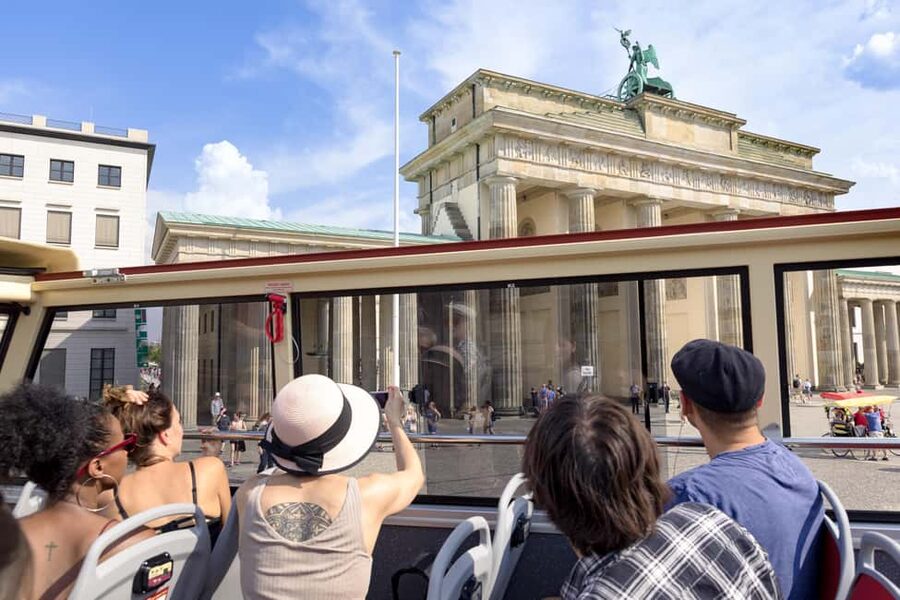 Berlin: Big Bus Hop-On Hop-Off Sightseeing Tour & Currywurst - Blue Line in Berlin: East Side Gallery Without the Headache