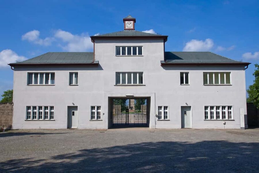 Berlin: Bus Tour to Sachsenhausen, East Side Gallery, & Berlin Story Bunker - Price and logistics: why this $57 day can feel like good value