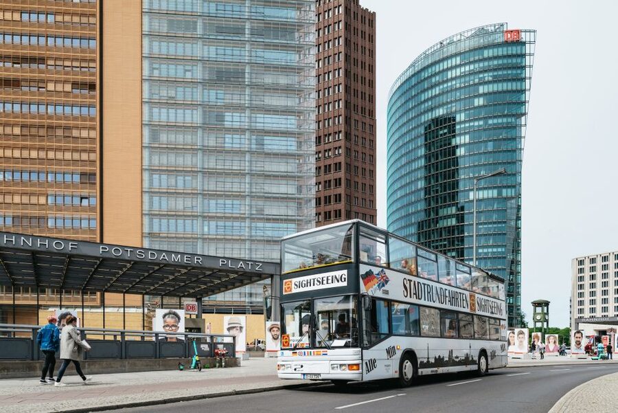 Berlin: Hop-on Hop-off Bus Tour with Live Commentary - What to listen for: small details that make the tour feel more real