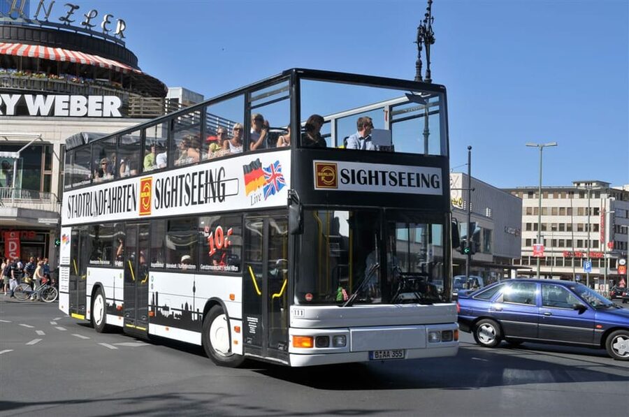 Berlin: Hop-On Hop-Off City Tour by Bus and Boat - How the 24-hour bus loop and Spree boat fit together