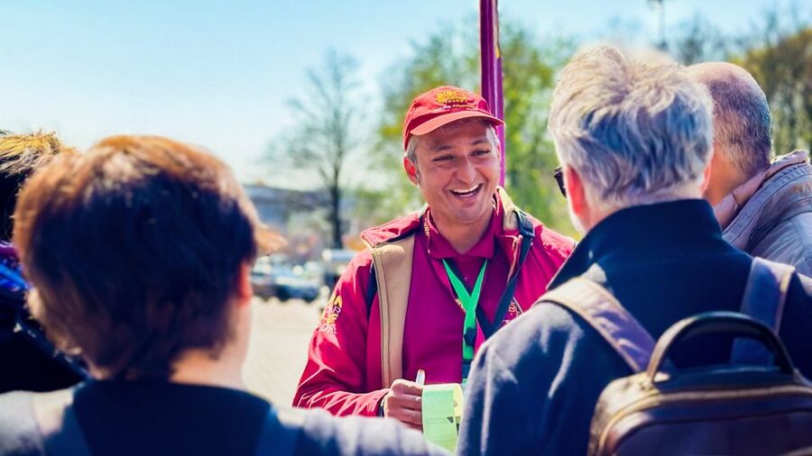 Berlin: Hop-On Hop-Off Sightseeing Bus with Boat Options - Spree River Boat Cruise: Add the April–October View from Alte Börse