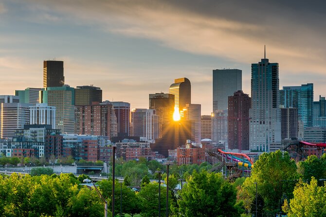 Best of Denver Bus Tour: Highlights, Views & Local Favorites - Stop 3: City Park Views and a Quick Denver Zoo Pass