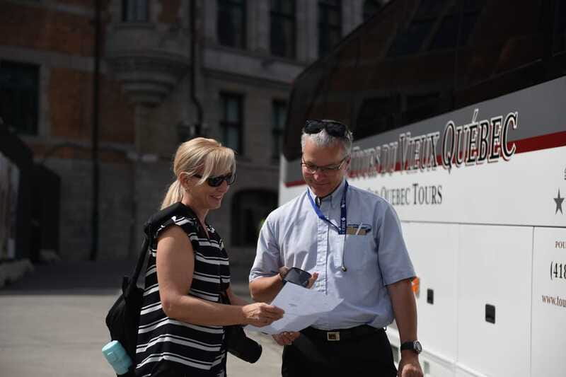 Best of Quebec City: Panoramic Bus Tour with Local Guide - Parlementaire hill area: political and religious landmarks in one stretch