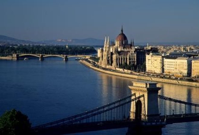 Big Bus Budapest Hop-On Hop-Off Bus and Walking Tour - Key highlights at a glance