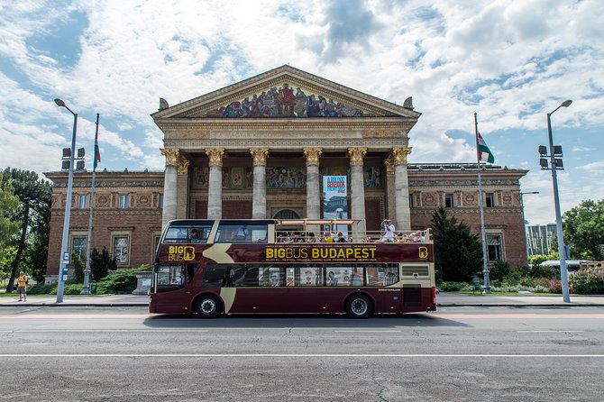 Big Bus Budapest Hop-On Hop-Off Bus and Walking Tour - Price and value for a 1-, 2-, or 3-day pass