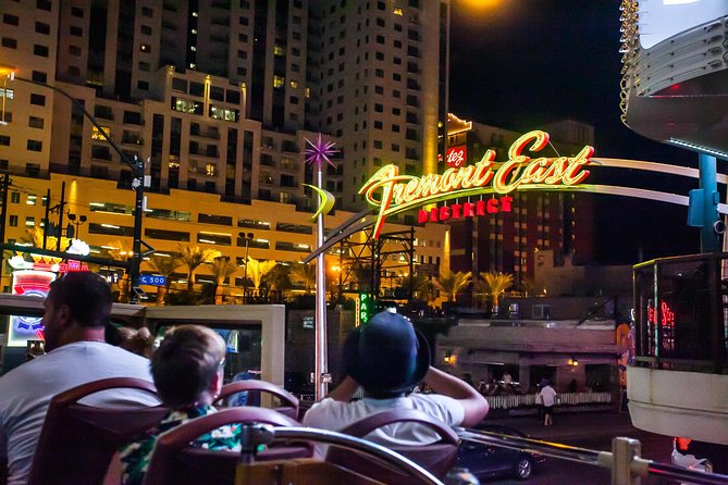 Big Bus Las Vegas: Sightseeing Night Tour by Open-Top Bus - Late-Night Photo Stop: Welcome to Fabulous Las Vegas Sign at 10:15PM