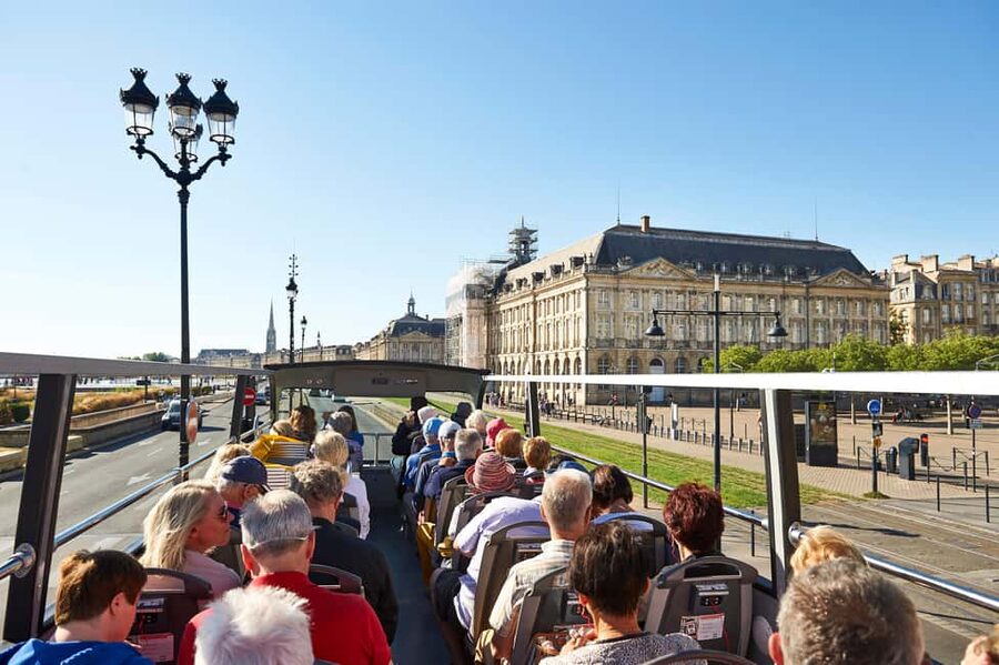 Bordeaux : 1 or 2 day Hop-on Hop-off visit - Electric Canopy + Real Stops = Better Day Flow