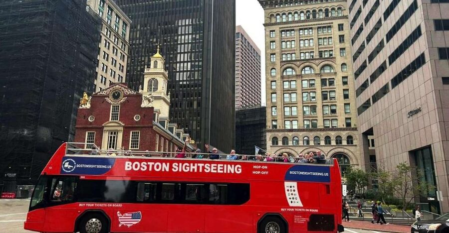 Boston: Hop-On Hop-Off Double-Decker Bus Sightseeing Tour - How the Route Works From the Marriott Long Wharf Area