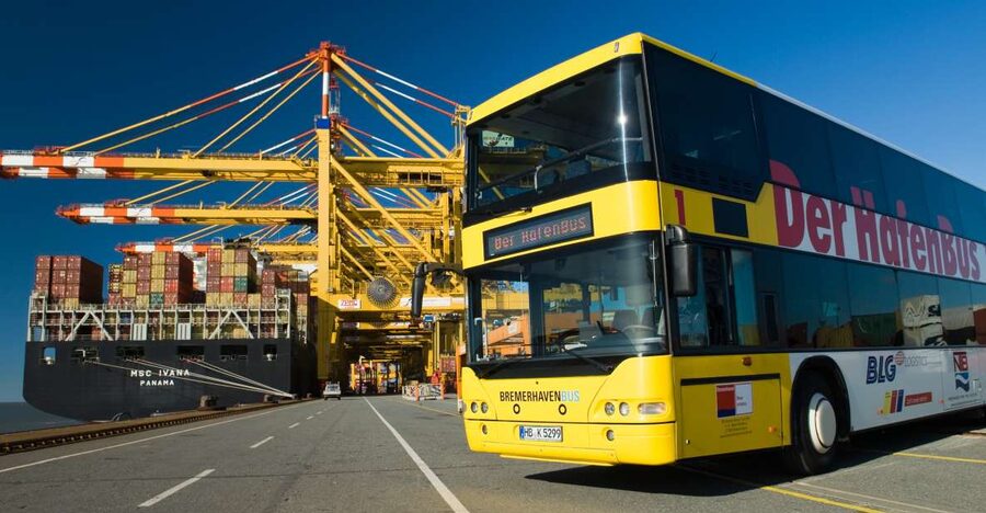 Bremerhaven: Harbor Bus Tour - Where the tour starts: Schaufenster Fischereihafen vs German Maritime Museum