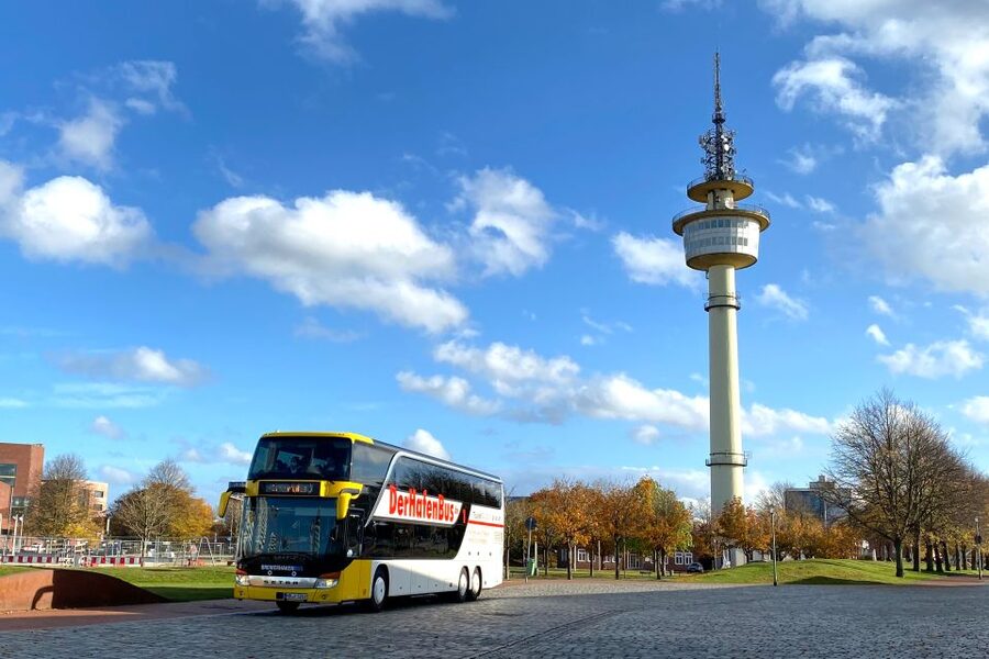 Bremerhaven: Harbor Bus Tour - The international port area: sights you usually can’t access