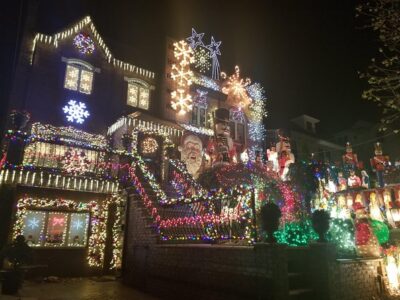 Brooklyn Dyker Heights Christmas Wonderland Bus Tour - Meeting point, timing, and how long you’ll be out