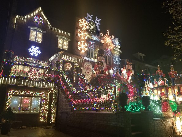 Brooklyn Dyker Heights Christmas Wonderland Bus Tour - Meeting point, timing, and how long you’ll be out