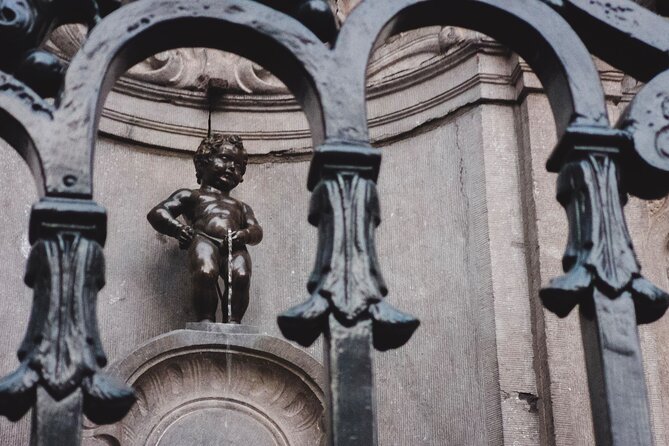 Brussels Highlights Walking and Bus Tour w/ Waffle - The royal district and Saint Michael and Saint Gudula Cathedral area