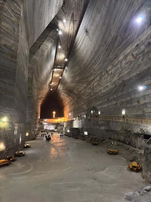 Bucharest Bus Tour: Salt mine & Dracula Tomb Half Day Trip - How the day runs from Grand Hotel Bucharest at 7:30