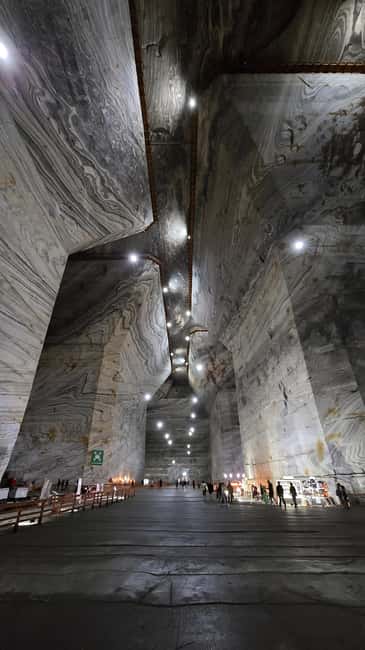 Bucharest Bus Tour: Salt mine & Dracula Tomb Half Day Trip - Snagov Monastery and Vlad the Impaler: guided Dracula lore