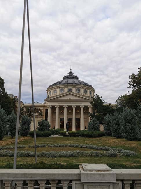 Bucharest city tour: Hop-on Hop-off sightseeing minibus - Price and value: what $64 buys you (and what costs extra)