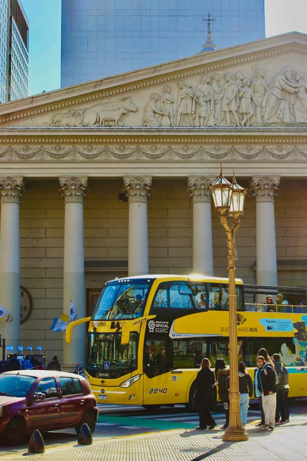 Buenos Aires Hop-On Hop-Off Bus and Exclusive Benefits - Comfort and crowding: what can slow you down